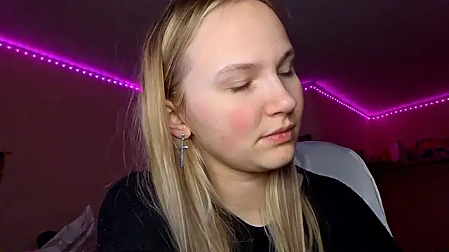 KarinRobertson online show from 02-10-26, 05:23