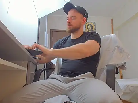 Ryanstone  online show from 03-19-26, 05:51