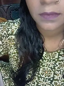 Snapshot of Neha533 chatting on 07-25-26, 04:35 Neha533 online show from 07-25-26, 04:35