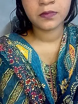 Snapshot of Neha533 chatting on 04-30-26, 04:14 Neha533 online show from 04-30-26, 04:14