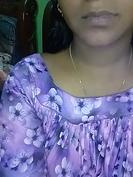 Snapshot of Neha533 chatting on 07-26-26, 06:15 Neha533 online show from 07-26-26, 06:15