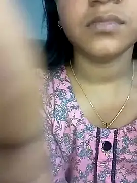 Snapshot of Neha533 chatting on 02-08-26, 10:07 Neha533 online show from 02-08-26, 10:07