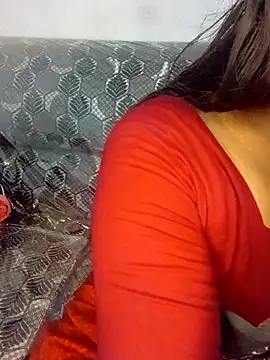 Snapshot of Neha533 chatting on 05-02-26, 05:18 Neha533 online show from 05-02-26, 05:18