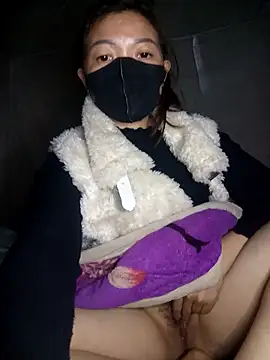 Mami xxx online show from 11-26-25, 11:43