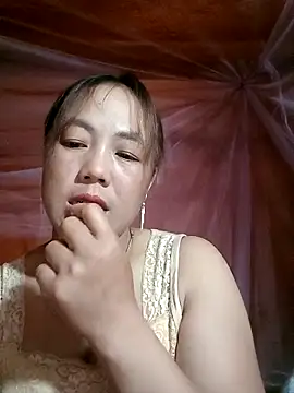 Snapshot of Sara_pusyy chatting on 04-29-26, 12:53 Sara pusyy online show from 04-29-26, 12:53