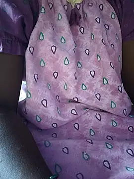 hyd couple7878 online show from 12-05-25, 10:03