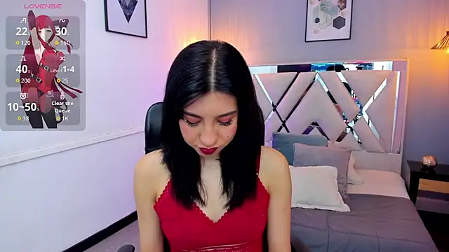 zoe-moreau online show from 04-15-26, 07:58