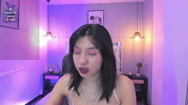 zoe-moreau online show from 03-11-26, 07:30