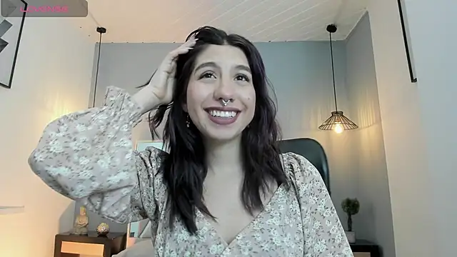 Snapshot of zoe-moreau chatting on 02-24-26, 07:59 zoe-moreau online show from 02-24-26, 07:59