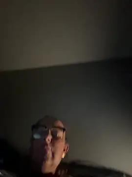 Snapshot of Angel-LinaX chatting on 12-18-25, 10:46 Angel-LinaX online show from 12-18-25, 10:46