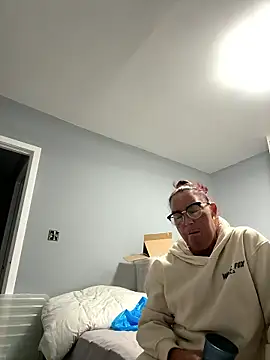 Snapshot of Angel-LinaX chatting on 01-12-26, 10:14 Angel-LinaX online show from 01-12-26, 10:14