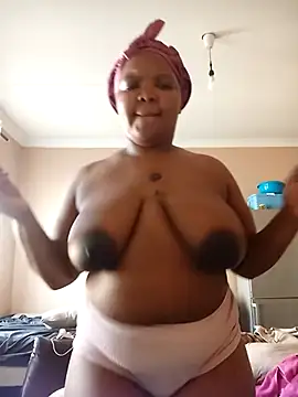 Snapshot of thickpariss chatting on 11-03-25, 02:31 thickpariss online show from 11-03-25, 02:31