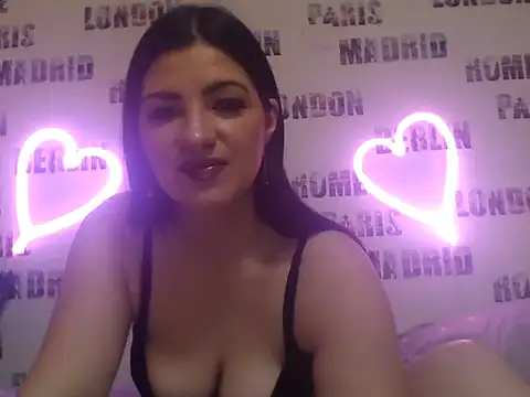 Bya hootgyrl1 online show from 11-27-25, 06:58