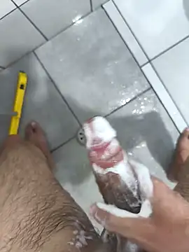 Snapshot of Pocoyo998 chatting on 11-05-25, 09:40 Pocoyo998 online show from 11-05-25, 09:40