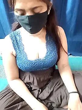 Aarti909090 online show from 03-05-26, 02:57