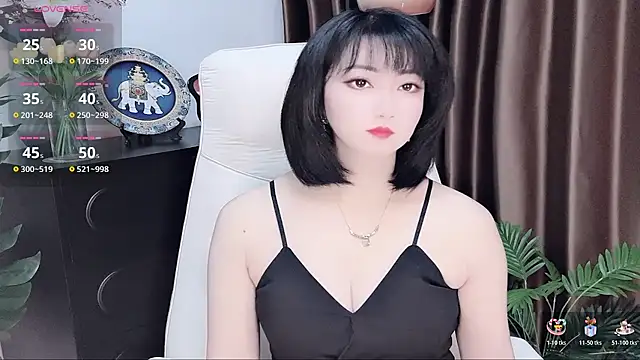 Snapshot of Ella99 chatting on 12-23-25, 03:06 Ella99 online show from 12-23-25, 03:06