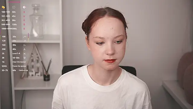 MaisieStarlight online show from 02-26-26, 06:41