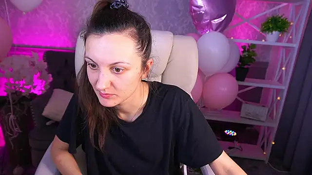 ZafiraMoonn online show from 02-21-26, 02:24