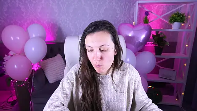 ZafiraMoonn online show from 02-16-26, 01:54