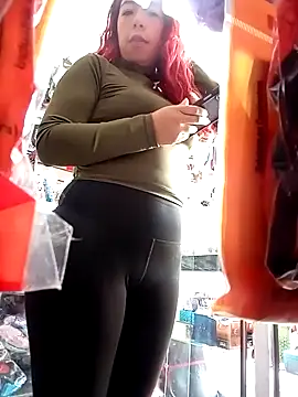 Snapshot of camimar23 chatting on 11-14-25, 05:49 camimar23 online show from 11-14-25, 05:49