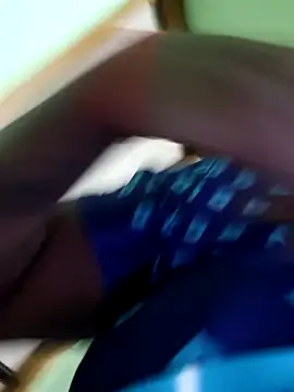 Snapshot of tam-queen1 chatting on 11-09-25, 05:39 tam-queen1 online show from 11-09-25, 05:39