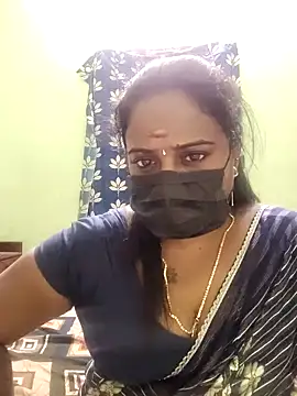 Snapshot of tam-queen1 chatting on 11-11-25, 05:02 tam-queen1 online show from 11-11-25, 05:02