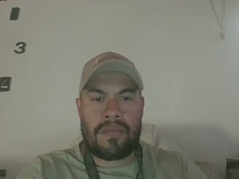 Snapshot of Ramses_36 chatting on 06-20-26, 09:42 Ramses 36 online show from 06-20-26, 09:42