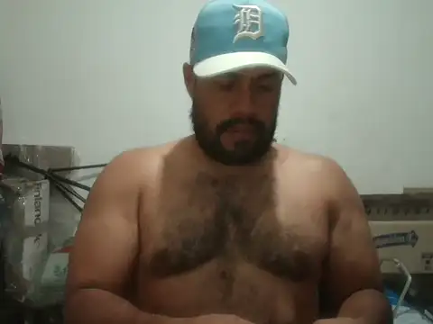 Snapshot of Ramses_36 chatting on 04-08-26, 01:51 Ramses 36 online show from 04-08-26, 01:51