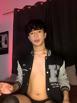 Snapshot of lion_cherry21 chatting on 11-05-25, 02:58 lion cherry21 online show from 11-05-25, 02:58