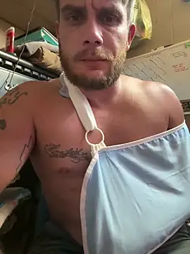 Snapshot of bkuterbach2015 chatting on 12-22-25, 06:30 bkuterbach2015 online show from 12-22-25, 06:30