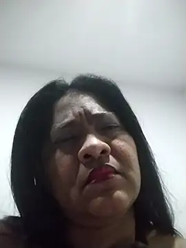 Snapshot of Morena-lindona chatting on 11-03-25, 11:41 Morena-lindona online show from 11-03-25, 11:41