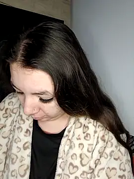 Baby Myla online show from 11-28-25, 09:04