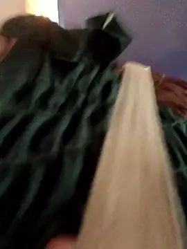 PaulinaLondra2 online show from 12-17-25, 11:21