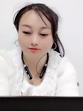 Snapshot of Alice-Baby520 chatting on 11-03-25, 05:45 Alice-Baby520 online show from 11-03-25, 05:45