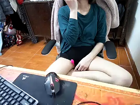 Snapshot of ---Lusi03--- chatting on 02-17-26, 02:47 ---Lusi03--- online show from 02-17-26, 02:47