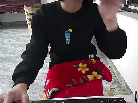 Snapshot of ---Lusi03--- chatting on 02-19-26, 03:53 ---Lusi03--- online show from 02-19-26, 03:53