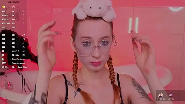 WICKEDEMBER online show from 07-10-26, 02:33