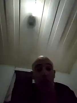 Snapshot of casalhottuga chatting on 11-04-25, 12:03 casalhottuga online show from 11-04-25, 12:03