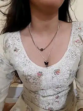 Snapshot of Neha_rani78 chatting on 07-24-26, 02:18 Neha rani78 online show from 07-24-26, 02:18