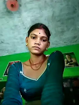 Jooli cuty online show from 05-16-26, 01:48