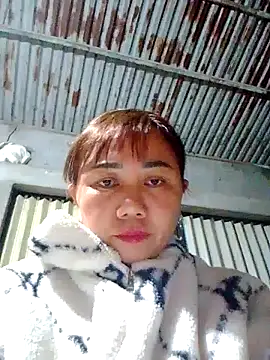 Snapshot of be-yeu chatting on 11-03-25, 11:25 be-yeu online show from 11-03-25, 11:25