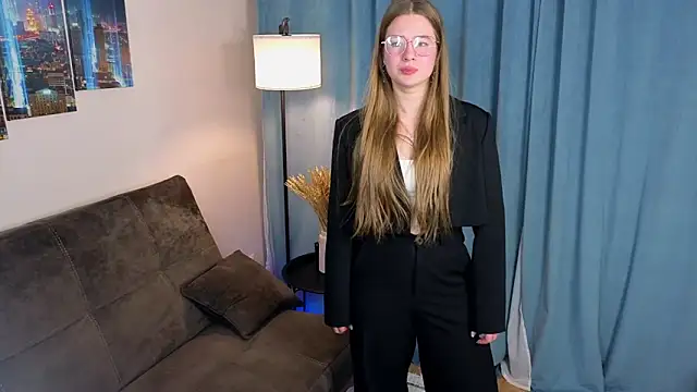 MowasaBritten online show from 11-12-25, 01:59