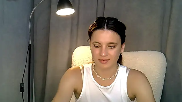 Snapshot of KiraHoney chatting on 07-01-26, 09:59 KiraHoney online show from 07-01-26, 09:59