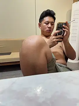 Snapshot of jingjing_zhibo chatting on 11-08-25, 12:09 jingjing zhibo online show from 11-08-25, 12:09