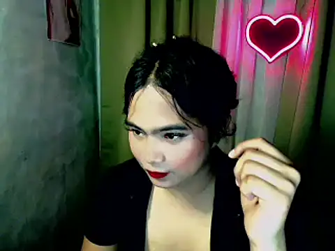 Snapshot of webcam_slutxxx chatting on 11-11-25, 12:33 webcam slutxxx online show from 11-11-25, 12:33