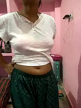 Snapshot of Rani_88 chatting on 11-05-25, 04:59 Rani 88 online show from 11-05-25, 04:59