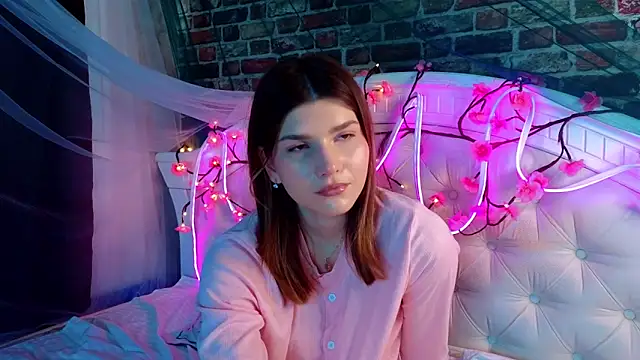 WilmaJohnson online show from 03-10-26, 06:50