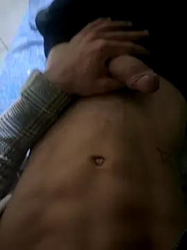 Snapshot of Colosso9 chatting on 11-07-25, 11:52 Colosso9 online show from 11-07-25, 11:52