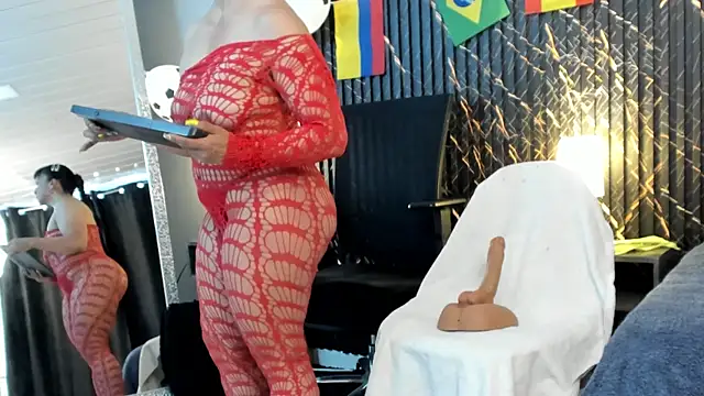clara heat online show from 07-13-26, 04:06