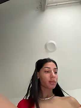 VickyM99 online show from 12-15-25, 07:47